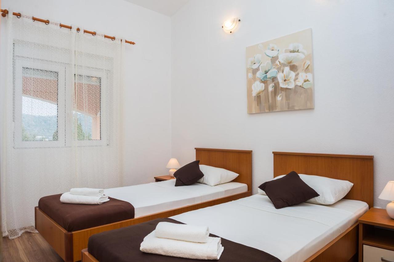 Apartments Slavka Rogoznica  Eksteriør bilde