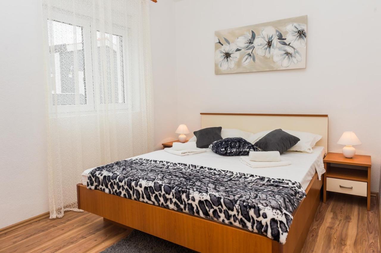 Apartments Slavka Rogoznica  Eksteriør bilde
