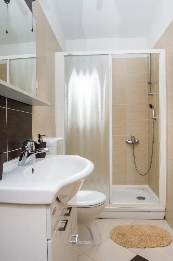 Apartments Slavka Rogoznica  Eksteriør bilde
